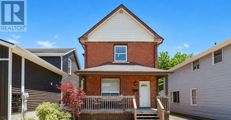 64 Pine Street N, Thorold, ON, L2V 2N9