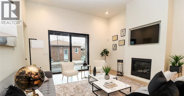 654 Lily Mac, Windsor, ON, N6E 3N7 - 9