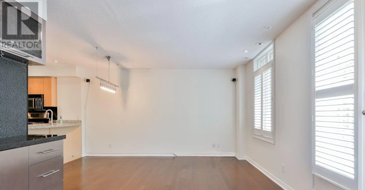 2211-12 Sudbury Street, Toronto, ON, M6J 3W7 - 7