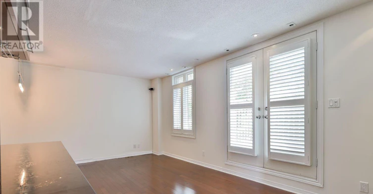 2211-12 Sudbury Street, Toronto, ON, M6J 3W7 - 6