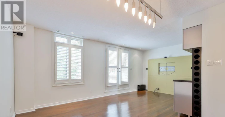 2211-12 Sudbury Street, Toronto, ON, M6J 3W7 - 2