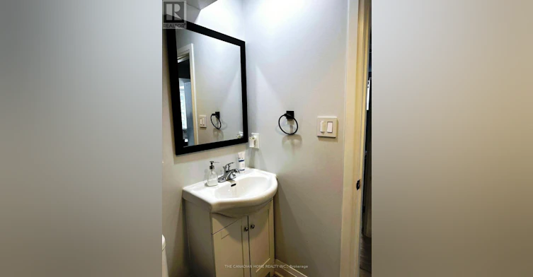 41 Greybeaver Trail, Toronto, ON, M1C 4N6 - 9