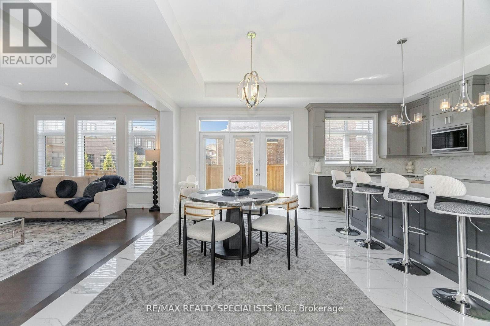 53 Threshingmills Boulevard, Oakville, ON, L6H 0V6 - 12