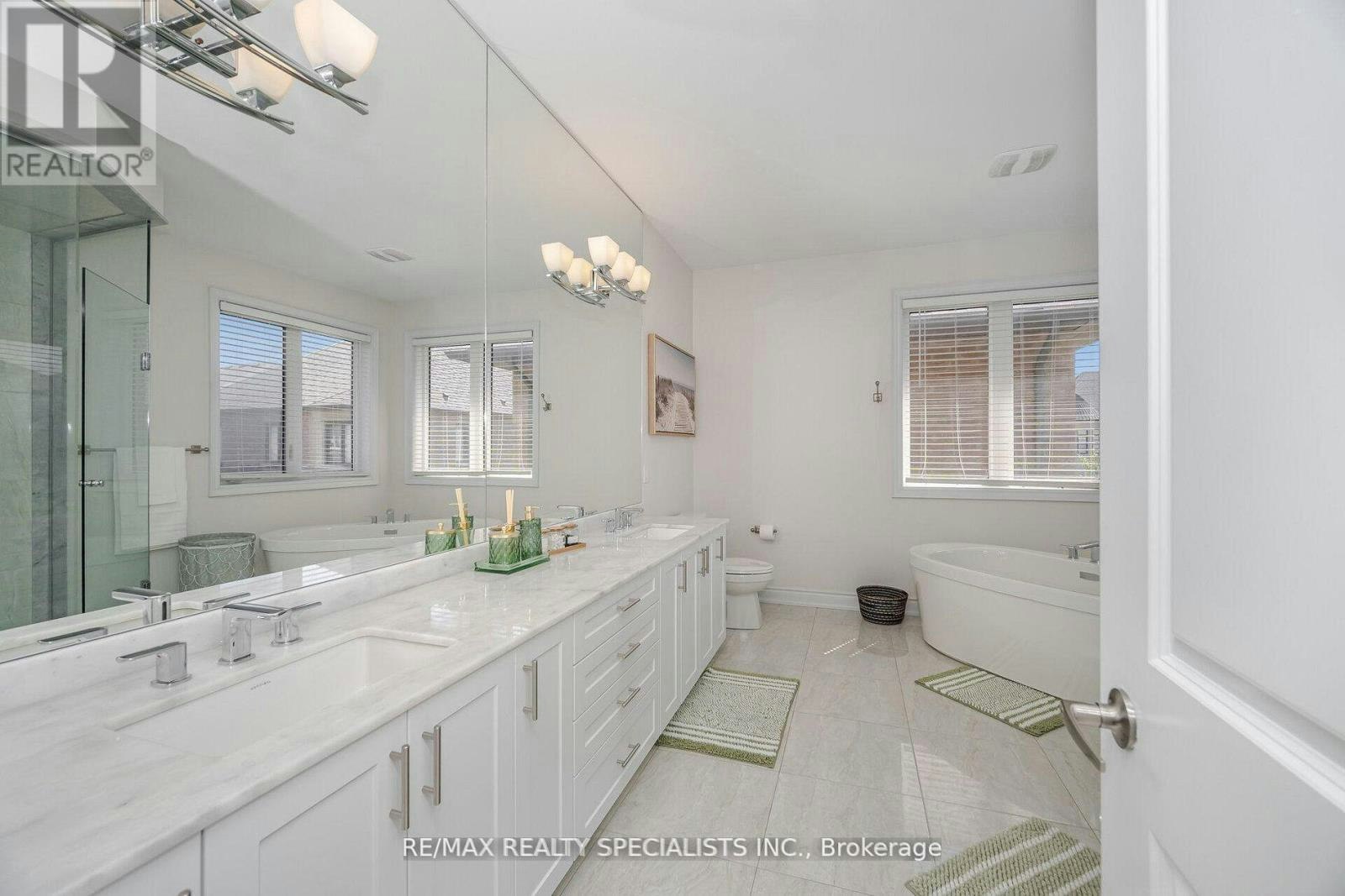 53 Threshingmills Boulevard, Oakville, ON, L6H 0V6 - 22