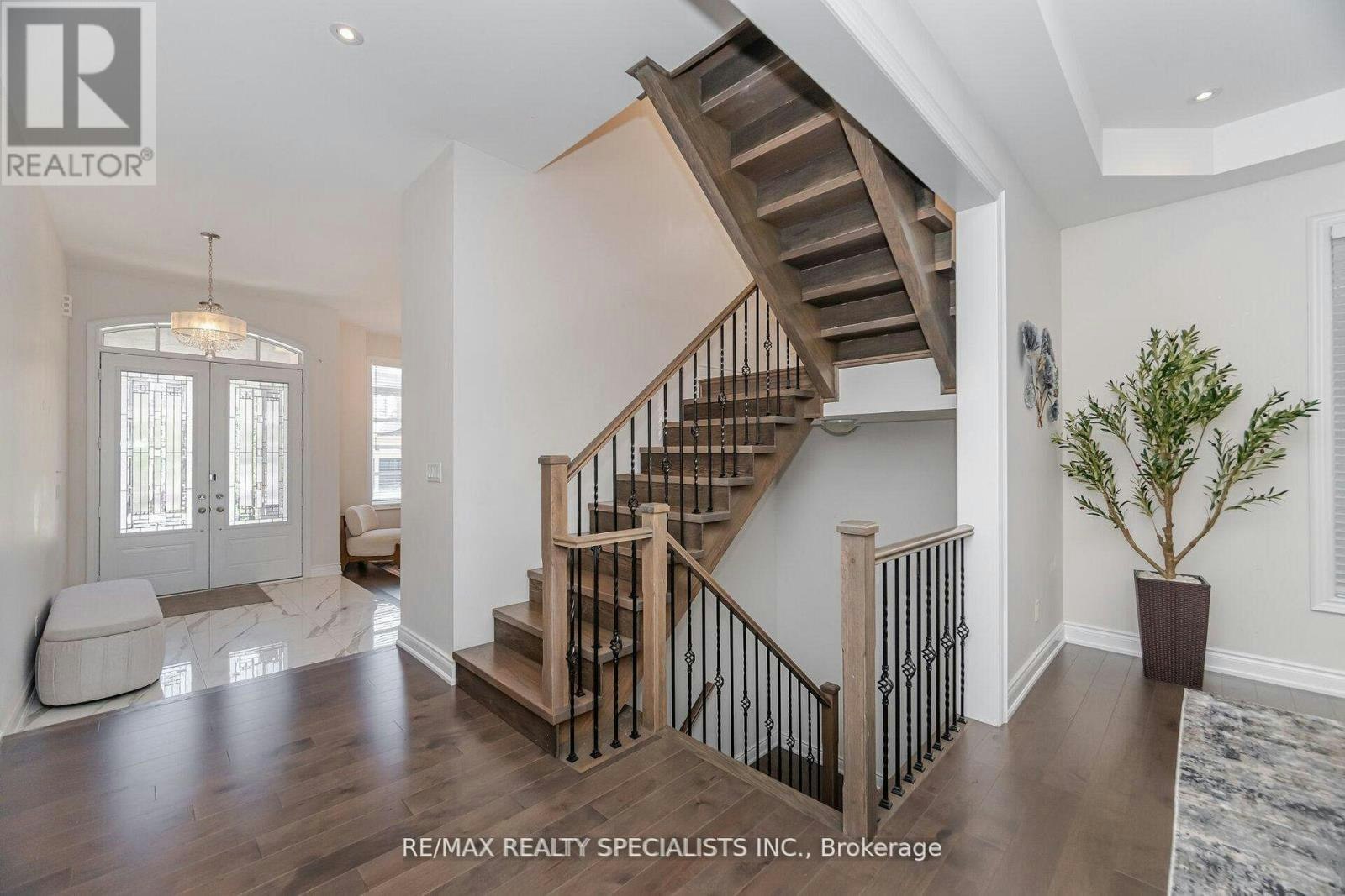 53 Threshingmills Boulevard, Oakville, ON, L6H 0V6 - 7