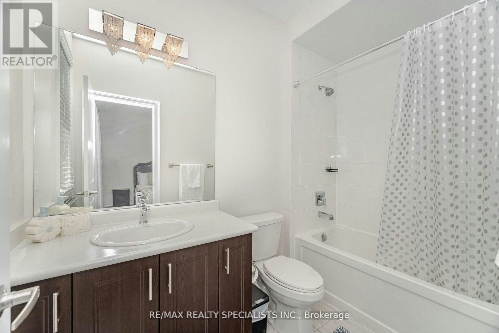 53 Threshingmills Boulevard, Oakville, ON, L6H 0V6 - 21