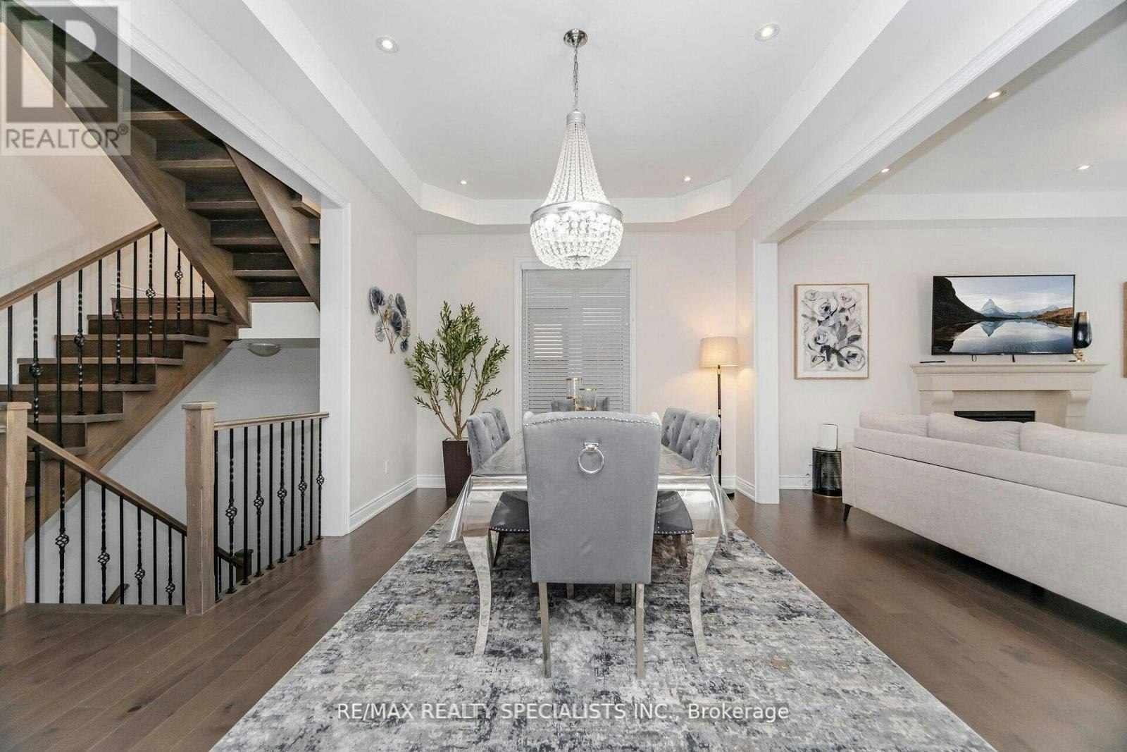 53 Threshingmills Boulevard, Oakville, ON, L6H 0V6 - 8
