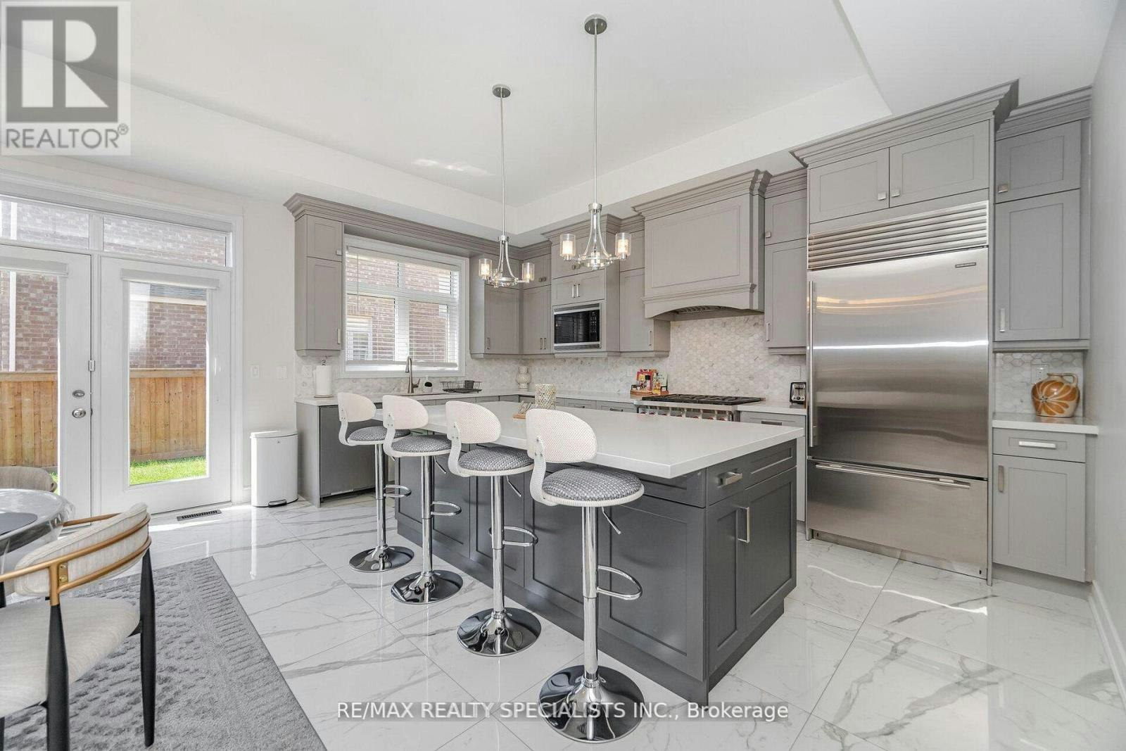 53 Threshingmills Boulevard, Oakville, ON, L6H 0V6 - 14