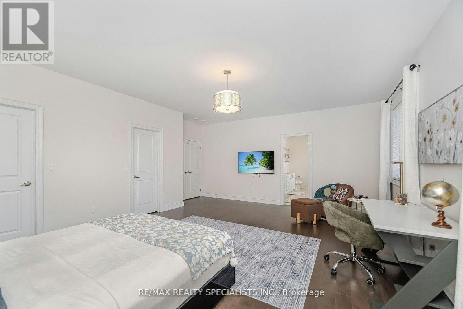 53 Threshingmills Boulevard, Oakville, ON, L6H 0V6 - 23