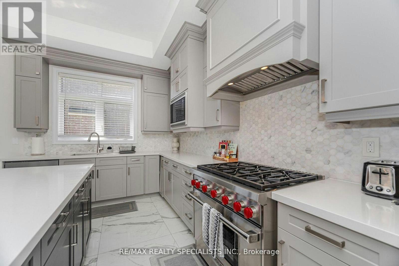 53 Threshingmills Boulevard, Oakville, ON, L6H 0V6 - 17