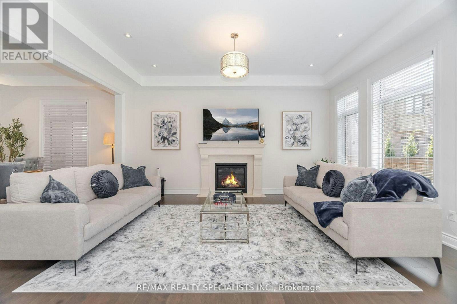 53 Threshingmills Boulevard, Oakville, ON, L6H 0V6 - 11
