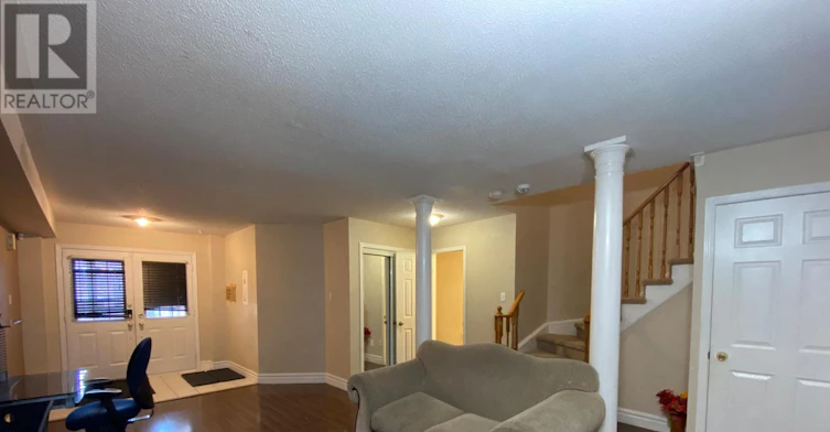 40 Stirrup Court, Brampton, ON, L6X 4Y1 - 2