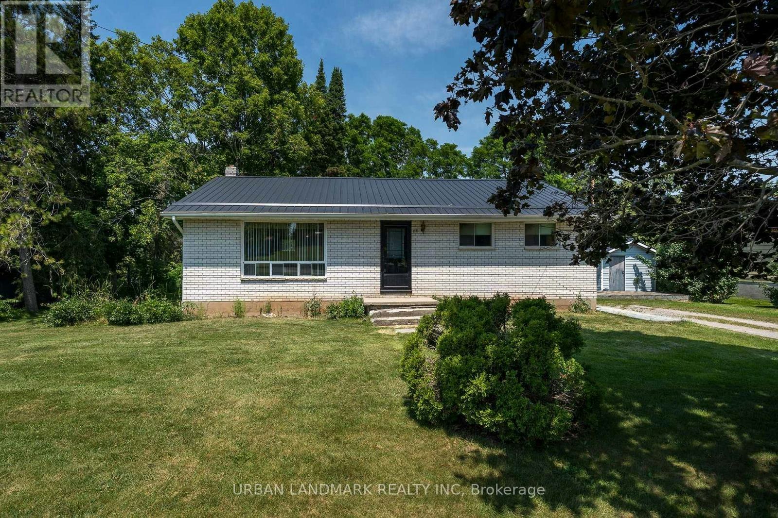 22 Queen Victoria Street W, Madoc, ON, K0K 2K0