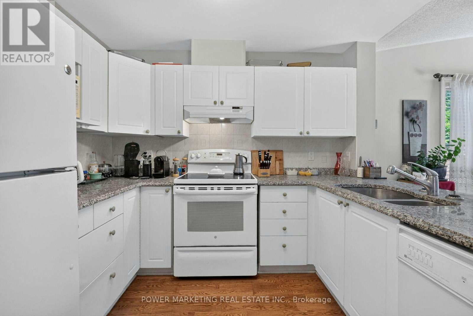 6886 Edgar Brault Street, Ottawa, ON, K1C 1L7 - 18