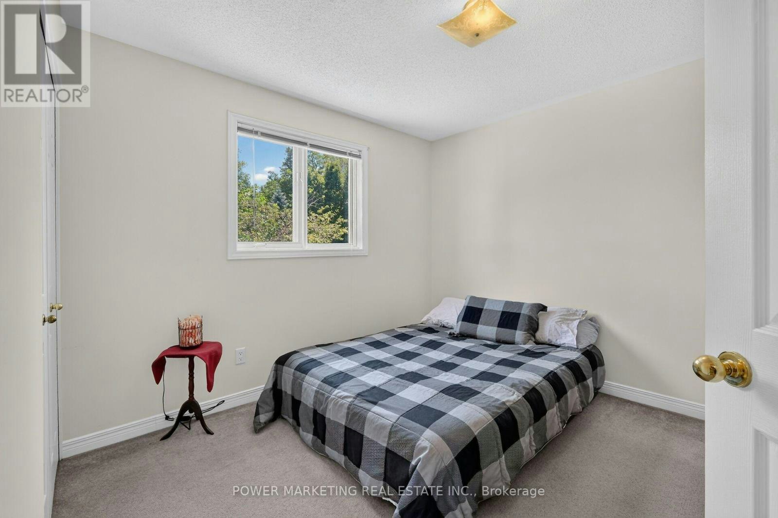 6886 Edgar Brault Street, Ottawa, ON, K1C 1L7 - 32