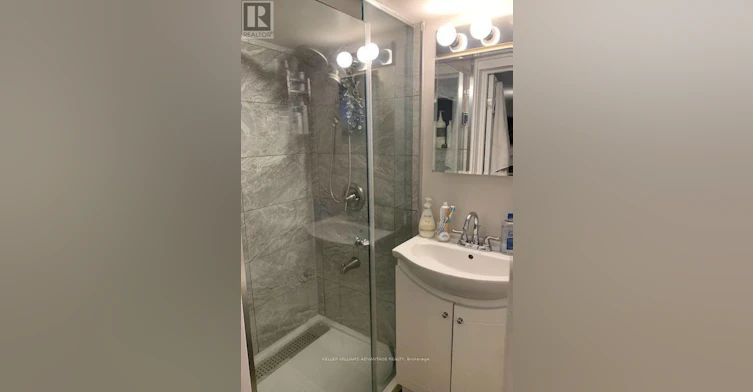 BASEMENT-17 Keystone Avenue, Toronto, ON, M4C 1G9 - 4