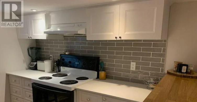 BASEMENT-17 Keystone Avenue, Toronto, ON, M4C 1G9 - 2