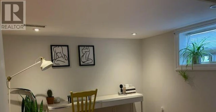 BASEMENT-17 Keystone Avenue, Toronto, ON, M4C 1G9 - 10