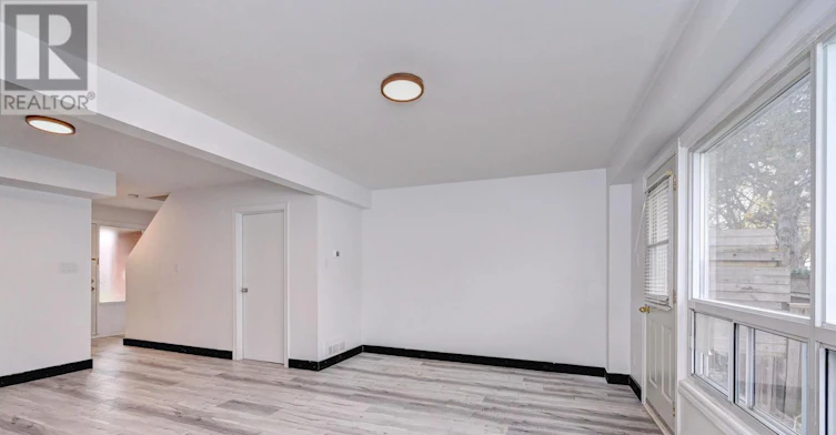 E-516 Sunnydale Place, Waterloo, ON, N2L 4T1 - 4