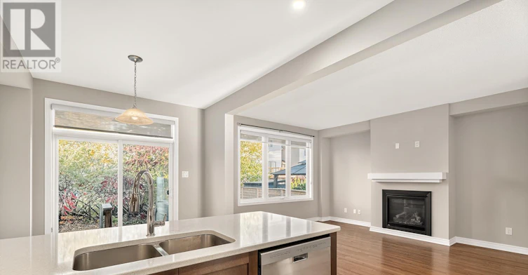 619 Geranium Walk, Ottawa, ON, K2S 2J3 - 5