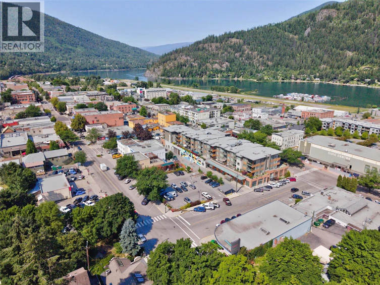215-710 Vernon Street, Nelson, BC, V1L 4G2 - 3