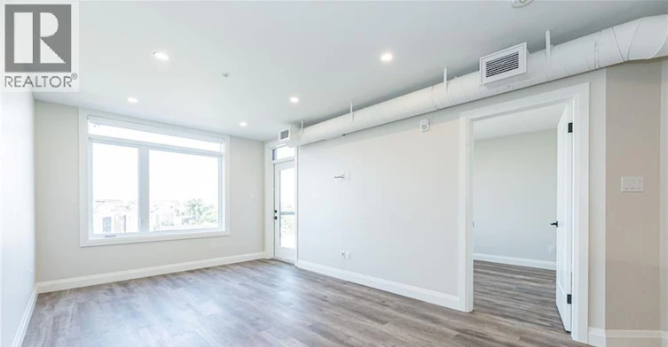 102-72 Erb Street E, Waterloo, ON, N2J 1L8 - 5