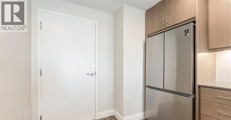 102-72 Erb Street E, Waterloo, ON, N2J 1L8 - 2