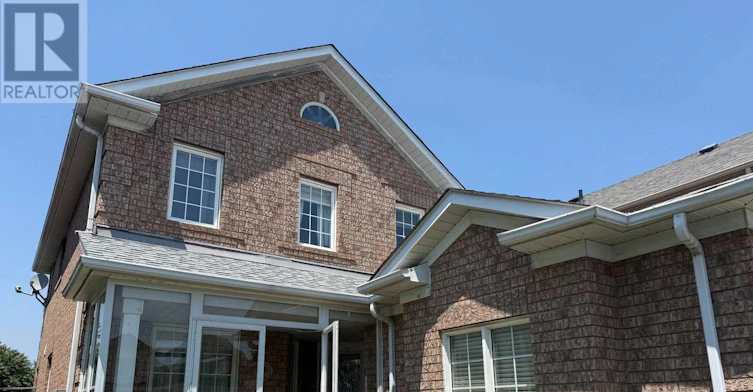 1081 Blueheron Boulevard, Mississauga, ON, L5V 2J7 - 2