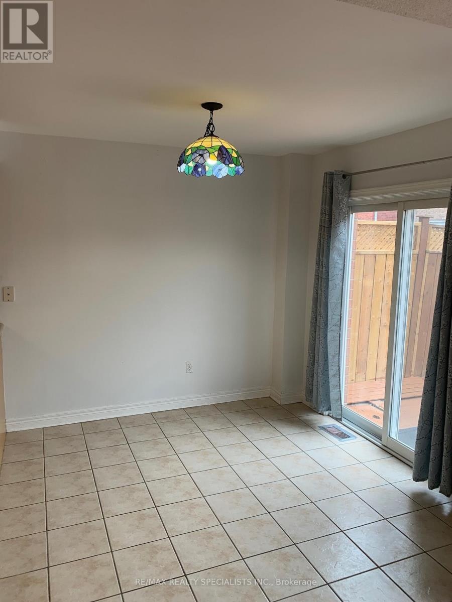 10 Ashmere Road, Brampton, ON, L7A 1R3 - 6