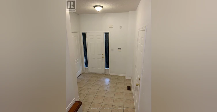 10 Ashmere Road, Brampton, ON, L7A 1R3 - 2