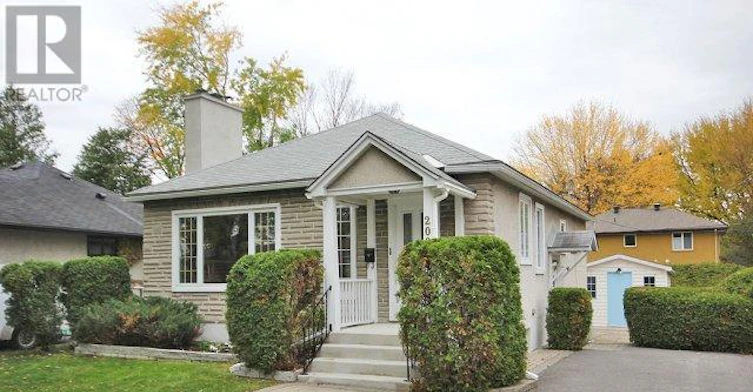 209 Knox Crescent, Ottawa, ON, K1G 0K6 - 2