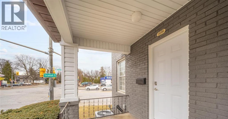 1691 Dougall, Windsor, ON, N8X 1S4 - 2