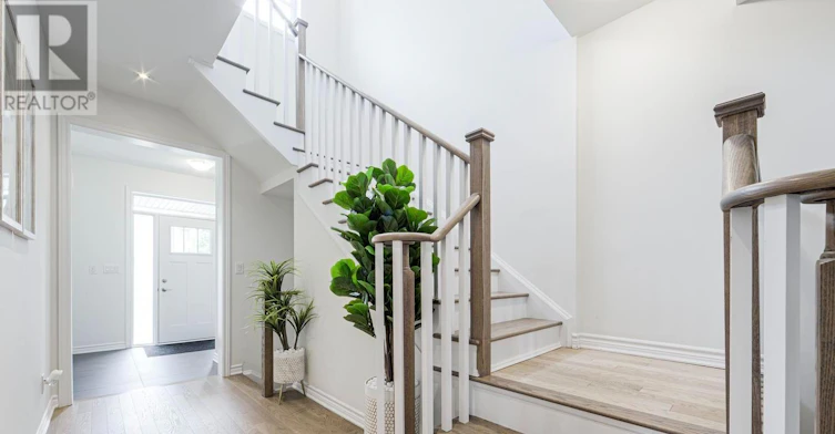 MAIN-33 Bremner Street, Whitby, ON, L1R 1W5 - 25