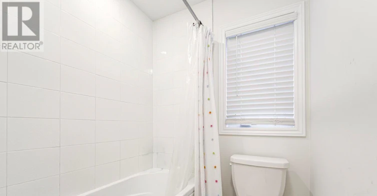 MAIN-33 Bremner Street, Whitby, ON, L1R 1W5 - 42