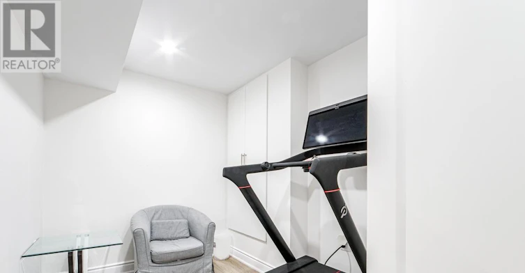 MAIN-33 Bremner Street, Whitby, ON, L1R 1W5 - 45