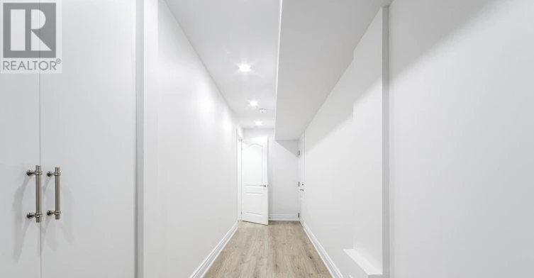 MAIN-33 Bremner Street, Whitby, ON, L1R 1W5 - 44