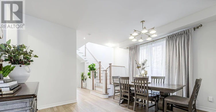 MAIN-33 Bremner Street, Whitby, ON, L1R 1W5 - 8