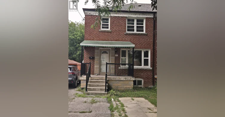 462 Midland Avenue, Toronto, ON, M1N 4A6