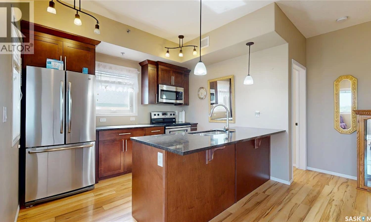415-1220 Blackfoot Drive