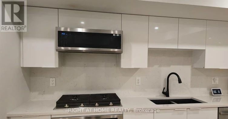 B-185 Carleton Avenue, Ottawa, ON, K1Y 0J5 - 5