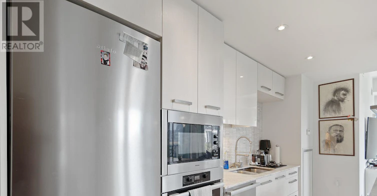 808-8 The Esplanade, Toronto, ON, M5E 0A6 - 7