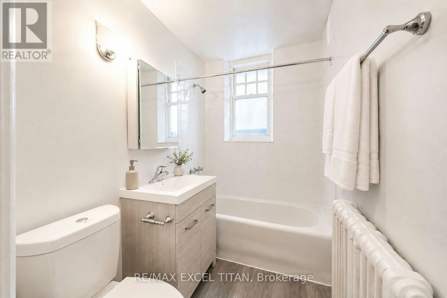 65-12 Kingston Road, Toronto, ON, M4L 1S5 - 10