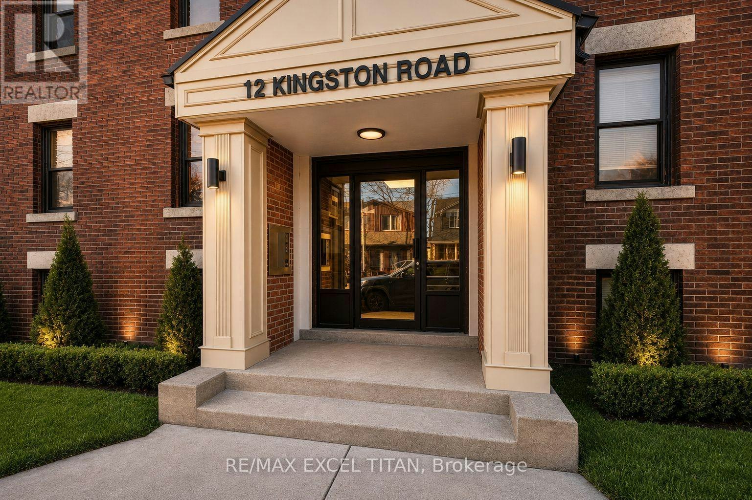 65-12 Kingston Road, Toronto, ON, M4L 1S5
