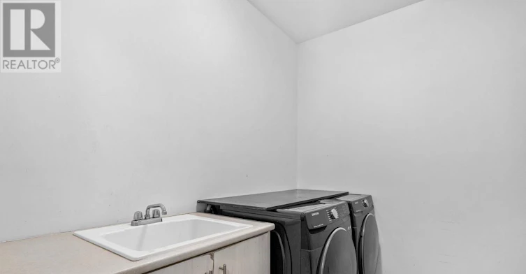 37 Macpherson Street, Whitby, ON, L1P 0N5 - 13