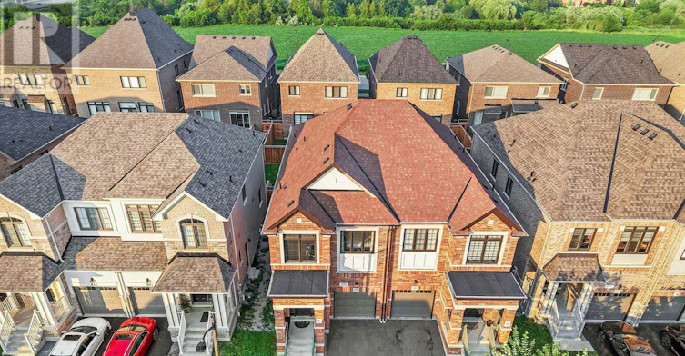 37 Macpherson Street, Whitby, ON, L1P 0N5