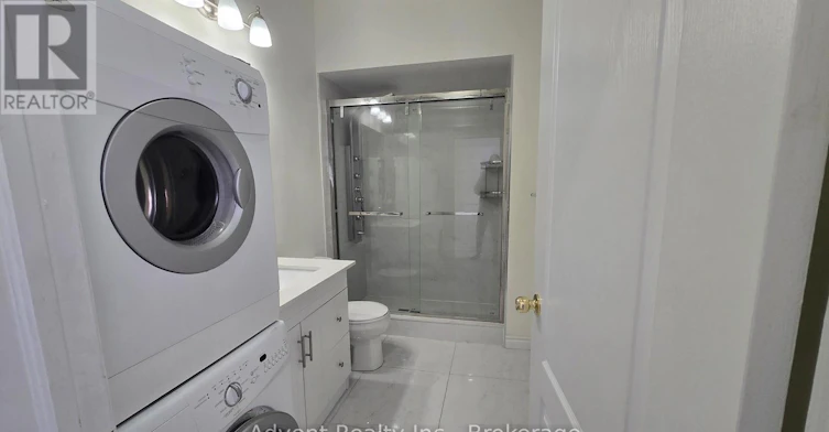 2ND FLOOR-1454 Queen Street W, Toronto, ON, M6K 1M2 - 8