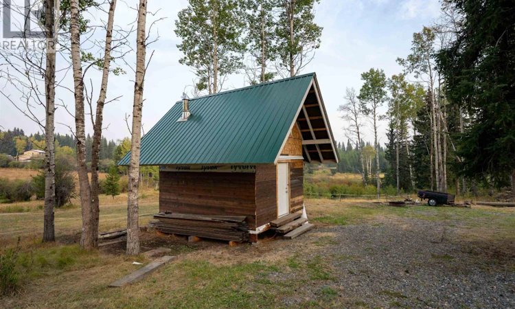 7470 Cariboo Chalet Road