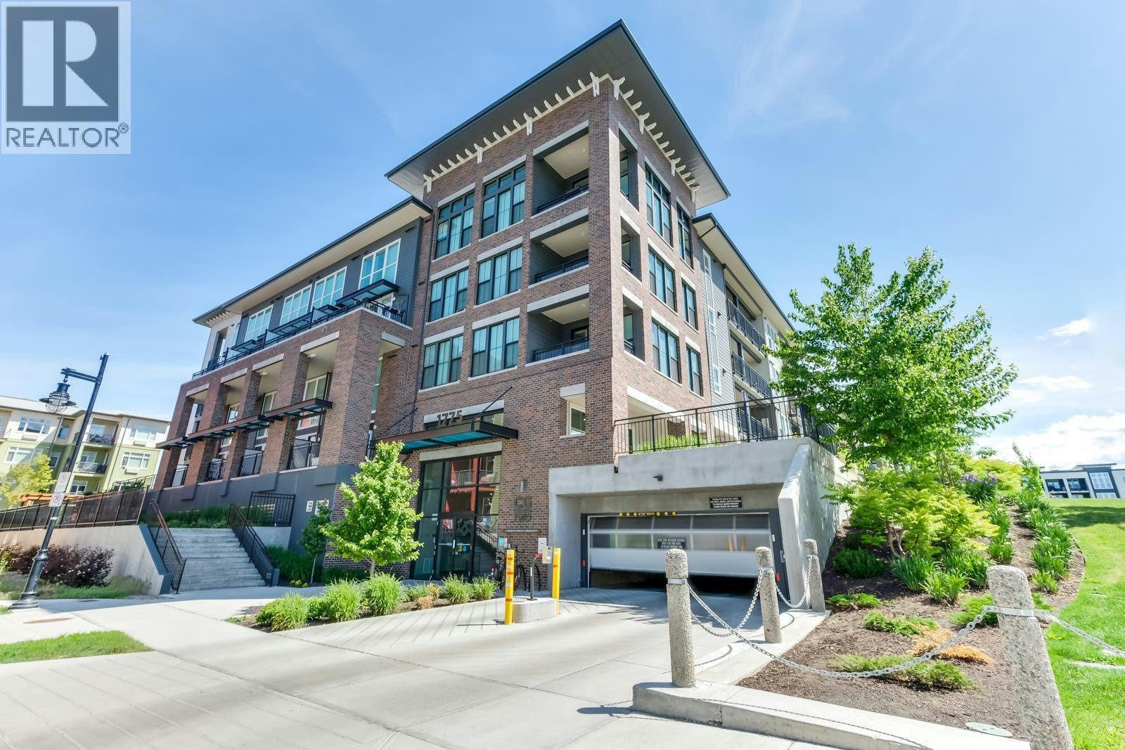 102-1775 Chapman Place, Kelowna, BC, V1Y 0G3