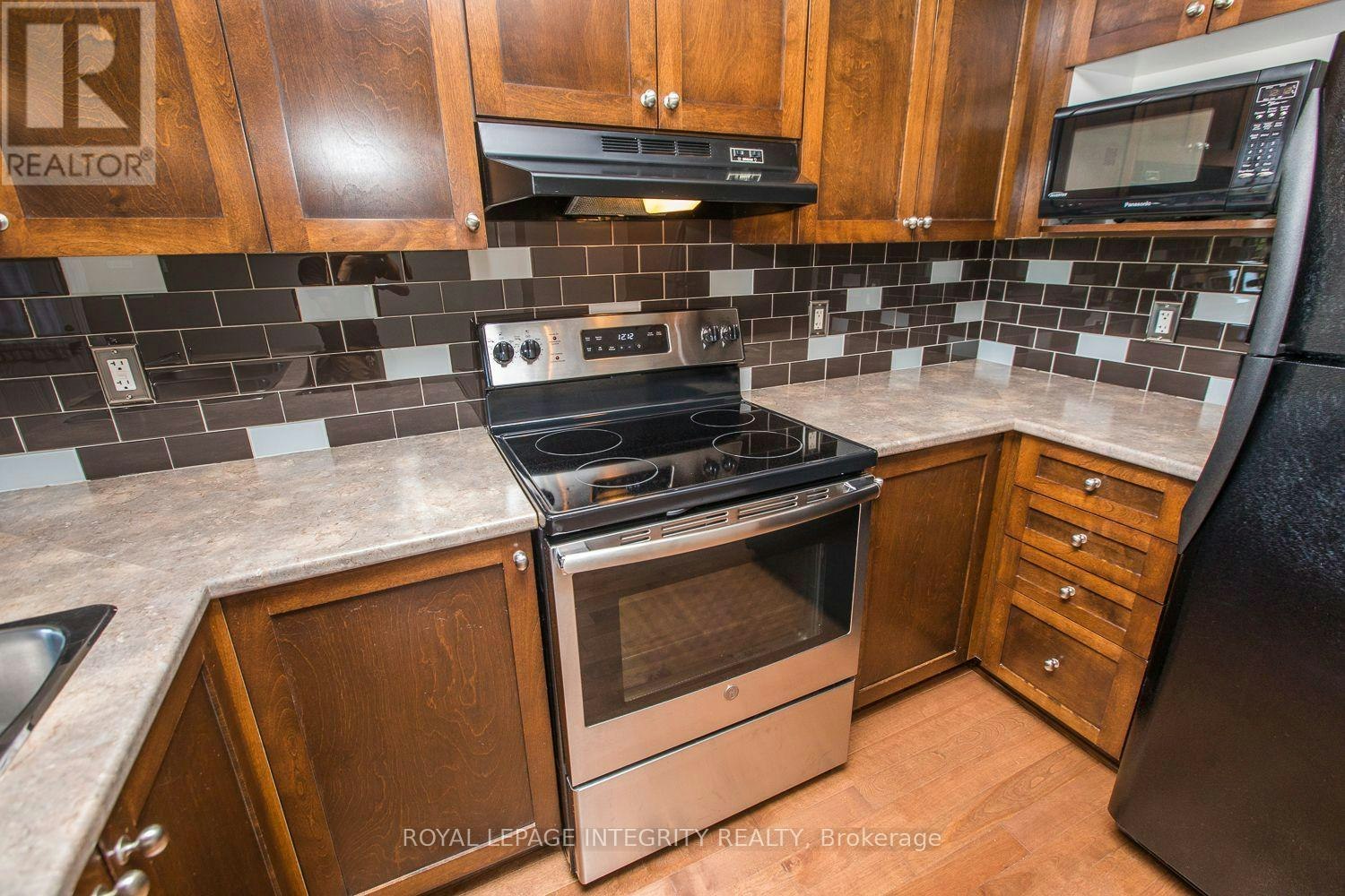 146 Berrigan Drive, Ottawa, ON, K2J 0J4 - 5