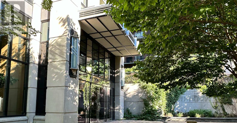 714-235 Kent Street, Ottawa, ON, K2P 0A5 - 3